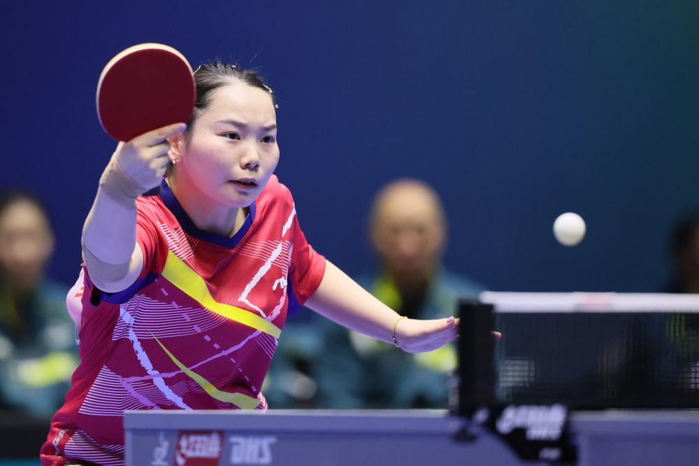 美国两飞机险些相撞！私人飞机抢道 客机着陆瞬间紧急复飞.